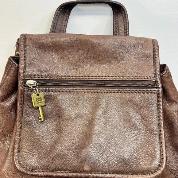 Vintage Fossil 1954 Classic Brown Pebbled Leather Backpack 75082 Brass Key - Picture 5 of 16